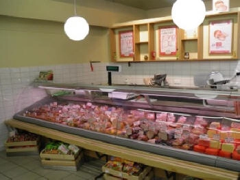 холодильная витрина для молочных продуктов