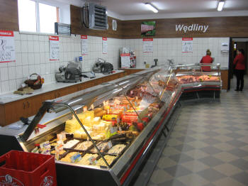 Мебель оснащение магазинов складов стеллажи холодильные витрины Польша 13